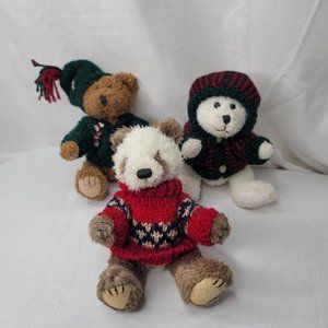 3 Vintage Hugfun Teddy Bear 1998 Appx 6” Tall Seated Red Blue Green Sweaters